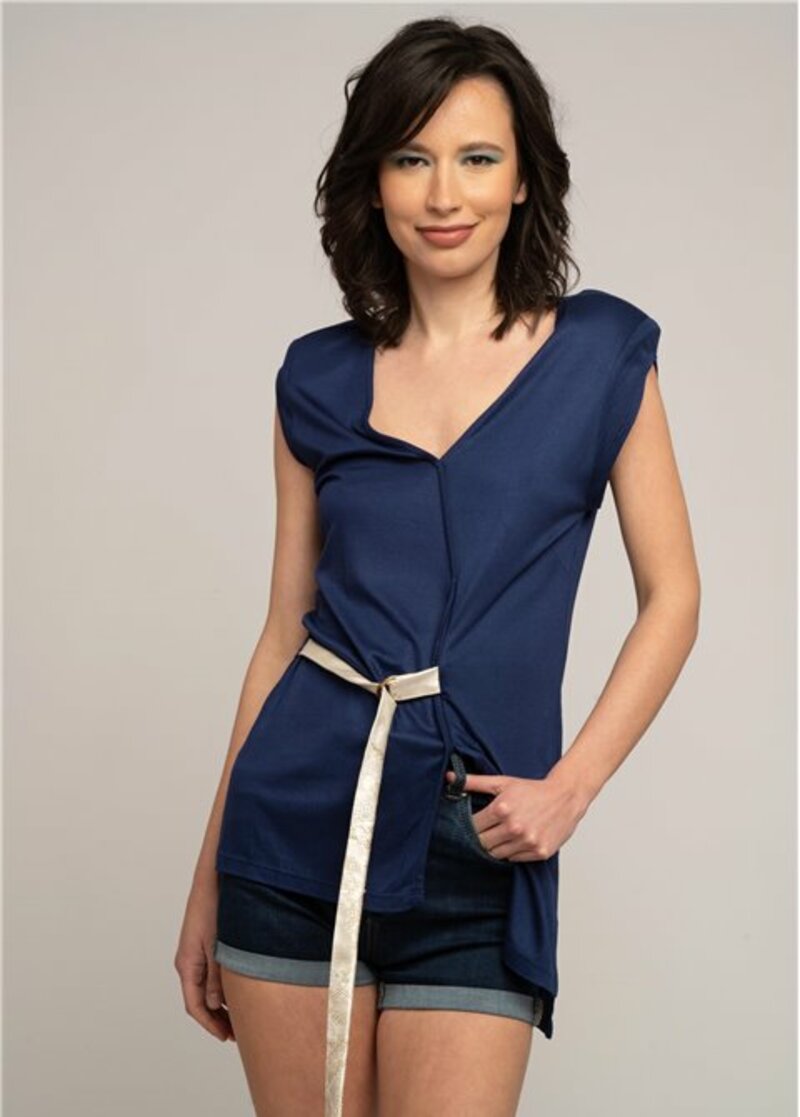 SLEEVELESS BLOUSE WITH FAUX LEATHER BELT