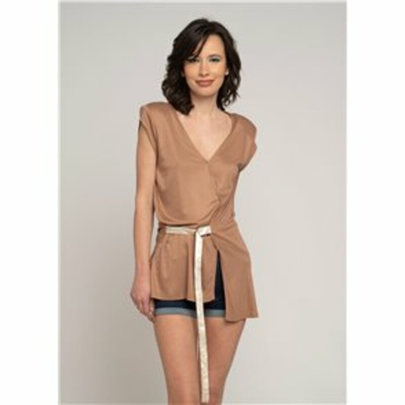 SLEEVELESS BLOUSE WITH FAUX LEATHER BELT