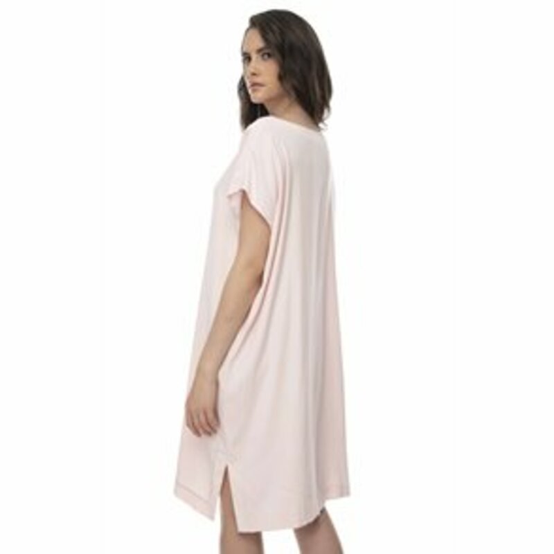 Short sleeve midi dress with stitch design