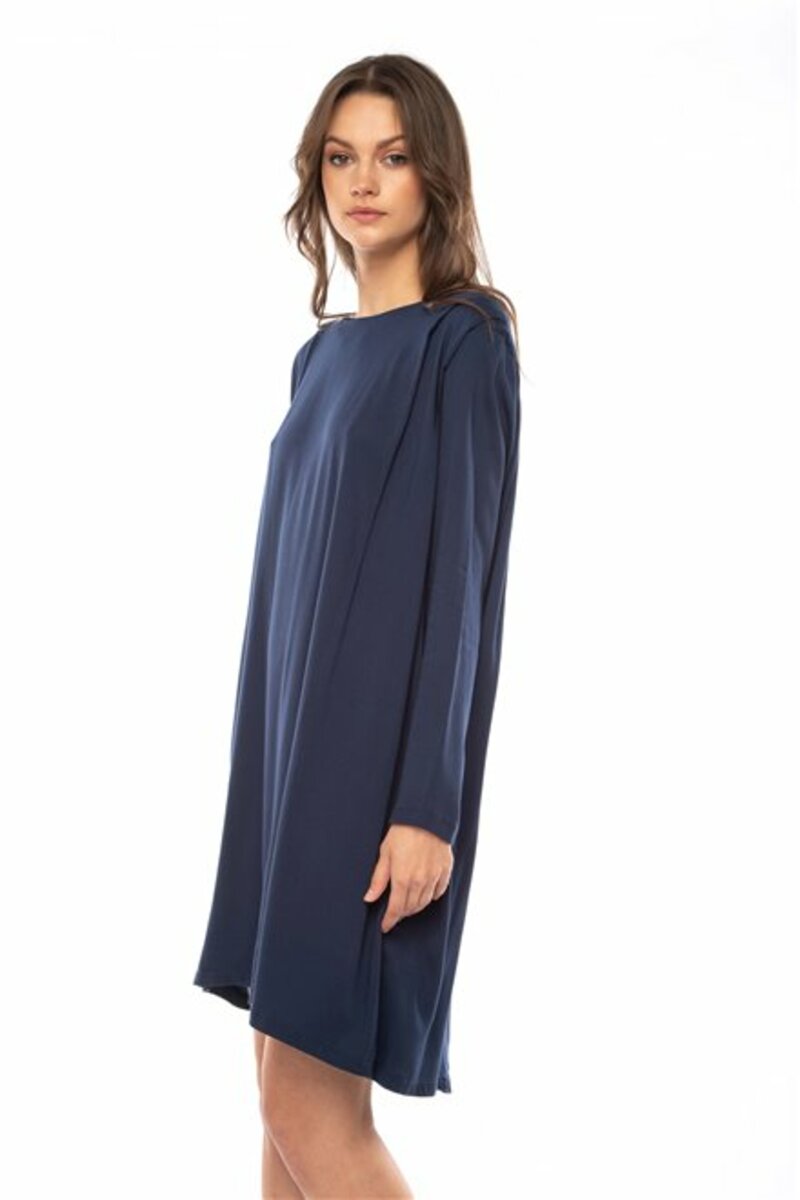 DRESS WITH LONG SLEEVES
