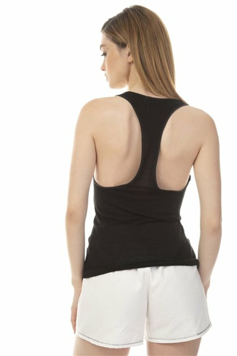 Sleeveless blouse with back opening