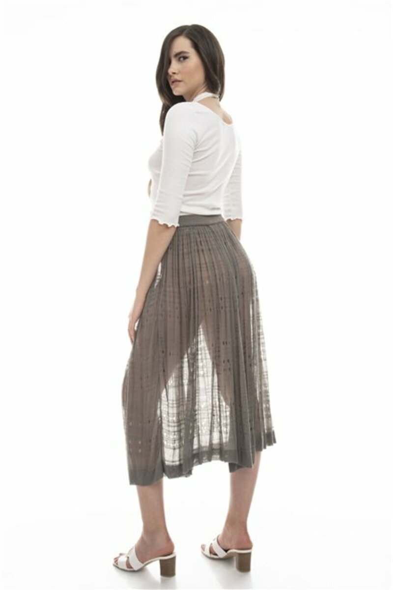 Midi skirt with hole design