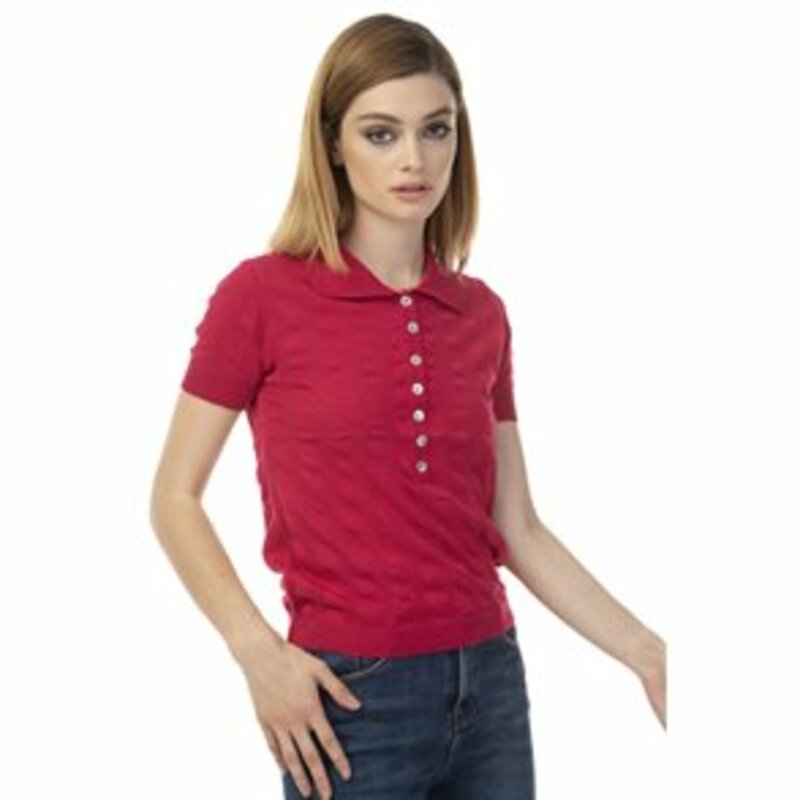 Blouse with collar and buttons