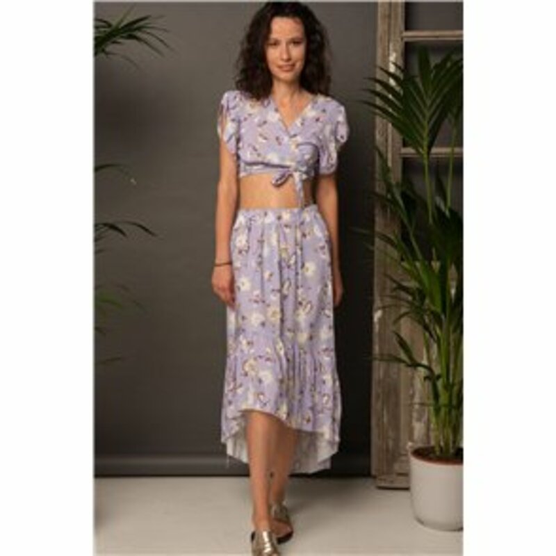 SET SKIRT AND SHORT BLOUSE WITH FRONT ΚΝΟΤ WITH FLOWERS