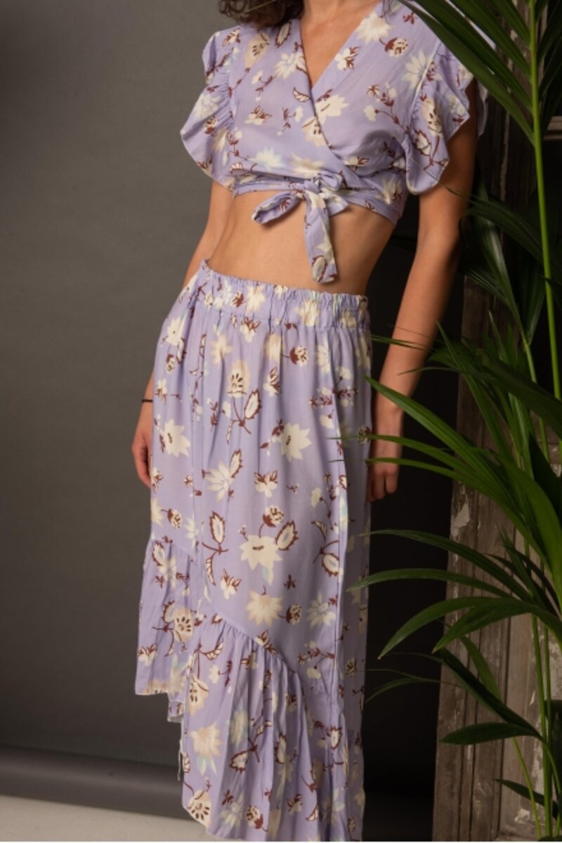 SET SKIRT AND SHORT BLOUSE WITH FRONT ΚΝΟΤ WITH FLOWERS