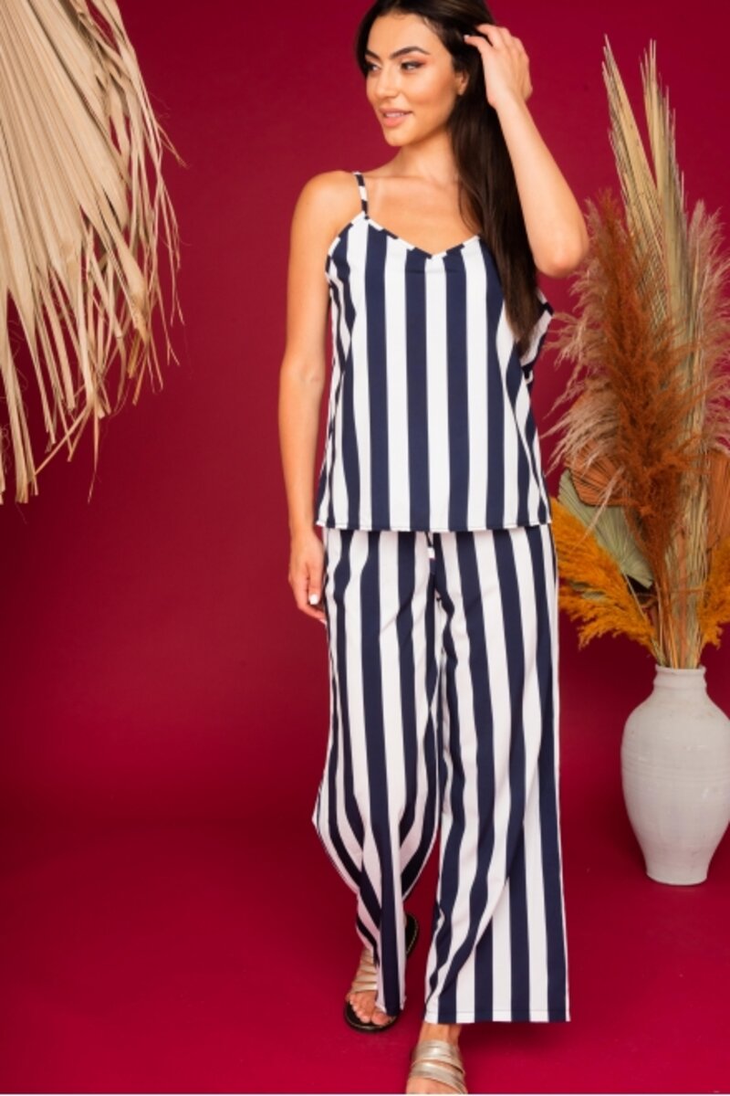 SET BLOUSE WITH STRIPE AND TROUSERS WITH STRAP