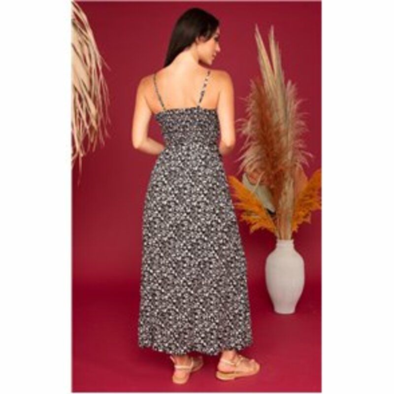 LONG DRESS WITH WOODEN BUTTONS