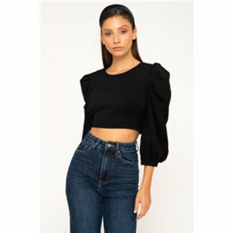 BLOUSE CROP WITH BAGGY ON THE SLEEVE