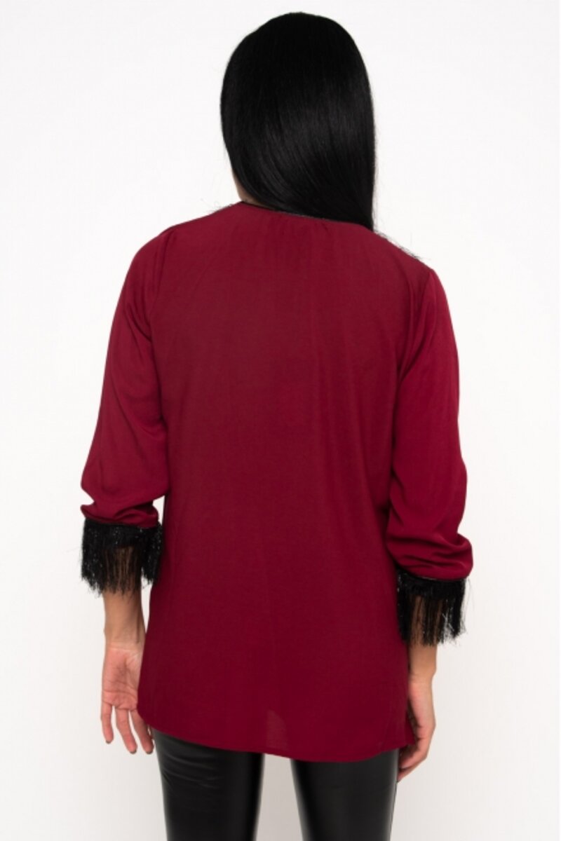 BLOUSE WITH FRICTIONS ON THE COLLAR AND ON THE SLEEVE