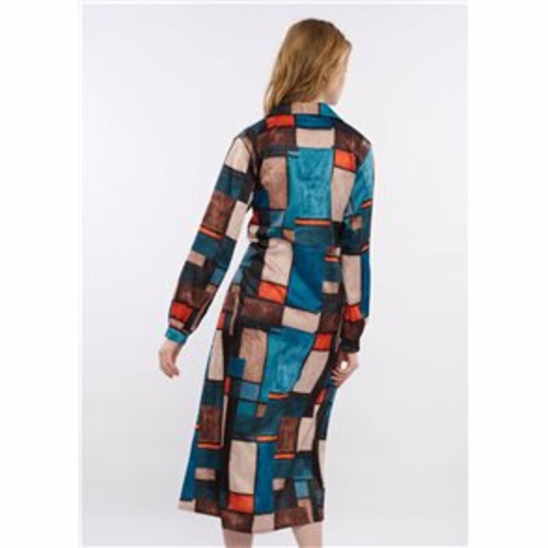 SHIRT DRESS WITH TIE AND DESIGN